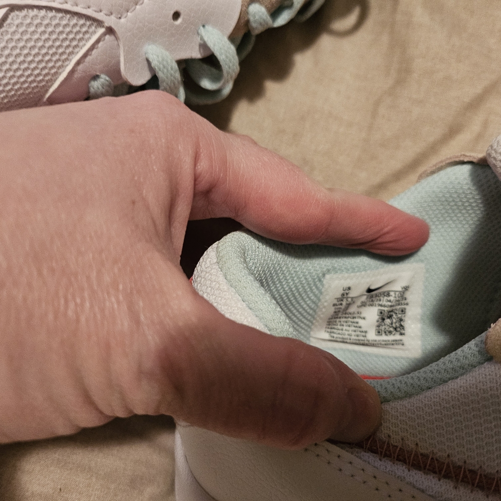 Nike Air Max White and Tan Sneakers - Picture 5 of 5